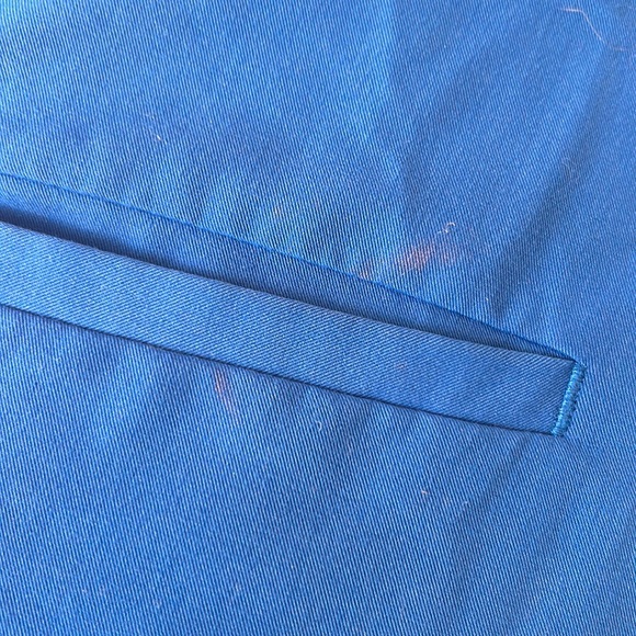 Royal Blue figs scrub top - Picture 6 of 7